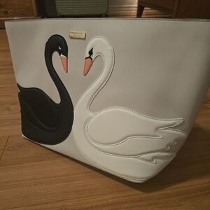 Kate Spade Large Swan Tote